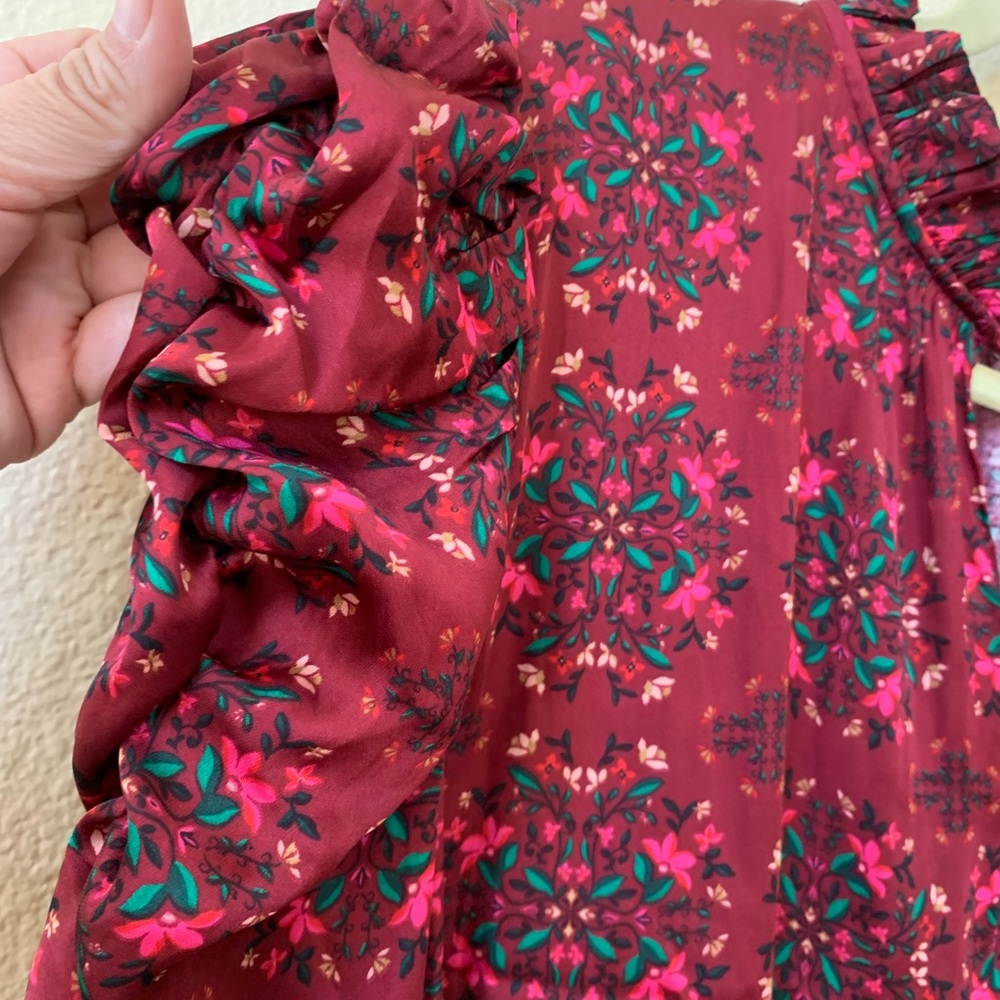 Loft floral mix media cinched ruffle sleeve top - Picture 3 of 5